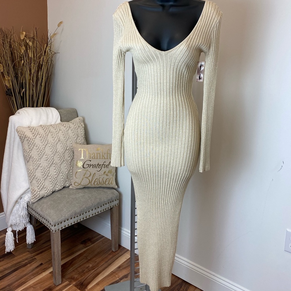 ‼️ Nude Sweater Maxi Dress - Picture 5 of 8